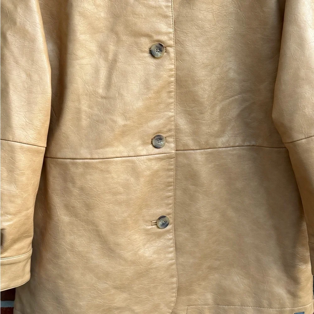 Vintage Levi's Womens Relaxed Fit Button Down Faux Leather M Blazer Jacket T5